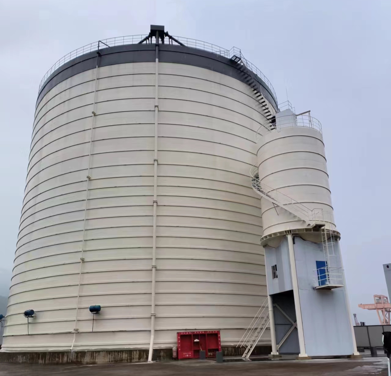 陇川10万吨水泥钢板库